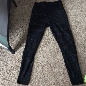Lululemon tech mesh leggings